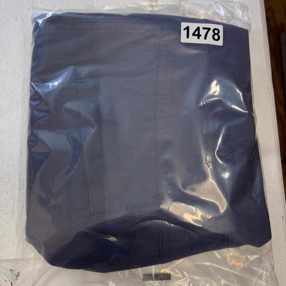 Columbia Pants 4 Navy Blue Climber Canyon II Hiking Walking 1920701 Crop Capri‎ - Picture 7 of 7